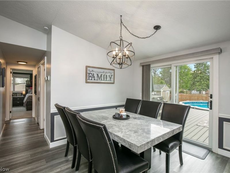 8318 Kellydale Street NW, Massillon, OH 44646 Photo 9
