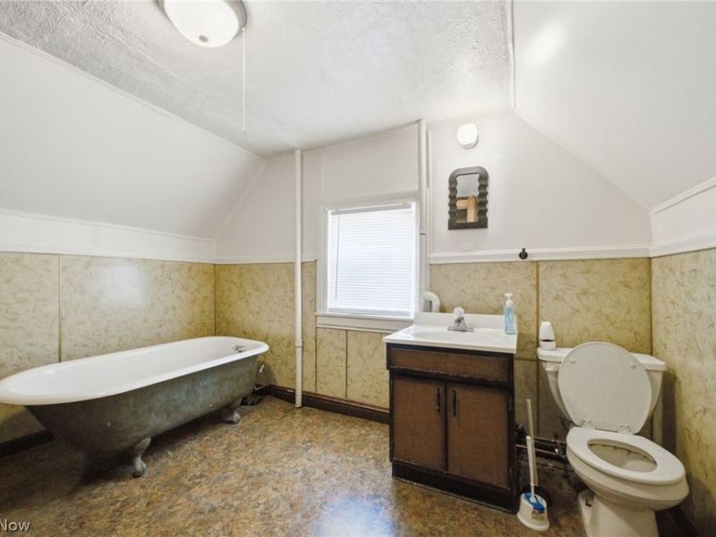 115 W 30th Street, Lorain, OH 44055 Photo 19