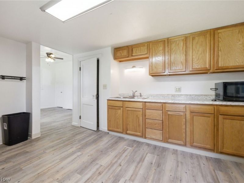 115 W 30th Street, Lorain, OH 44055 Photo 2
