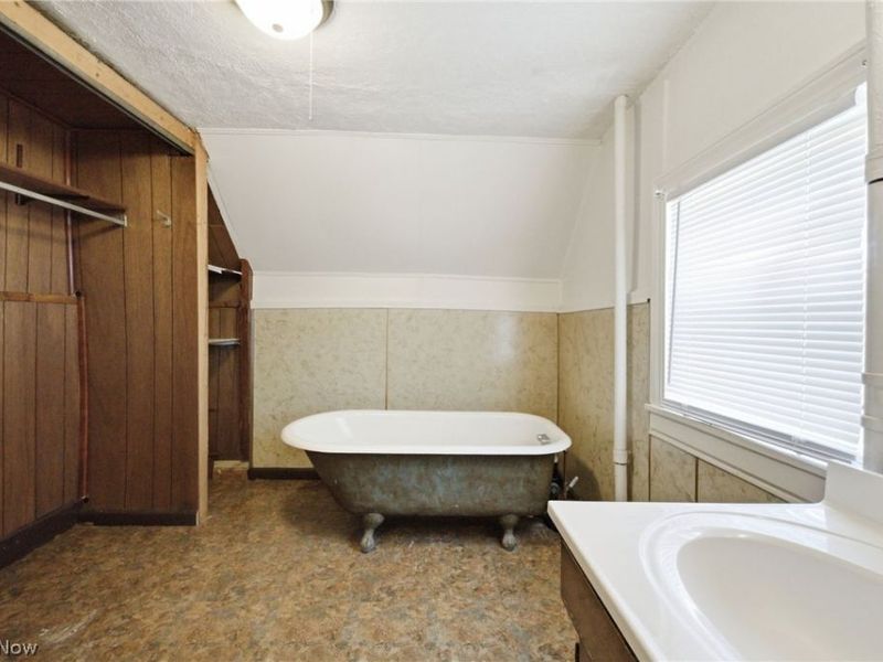 115 W 30th Street, Lorain, OH 44055 Photo 20