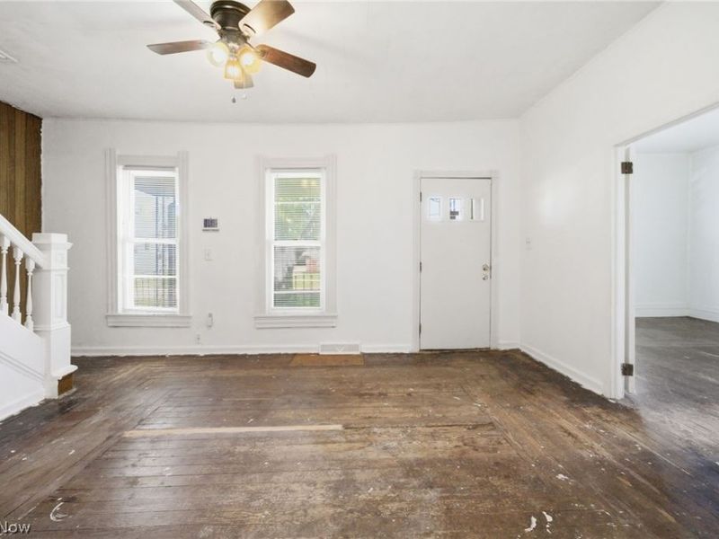 115 W 30th Street, Lorain, OH 44055 Photo 8
