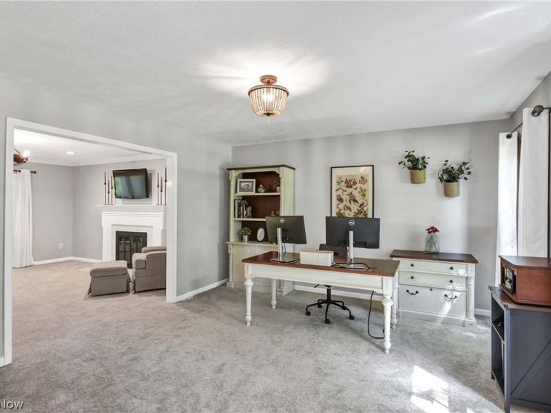 705 Lake Trail, Aurora, OH 44202 Photo 3