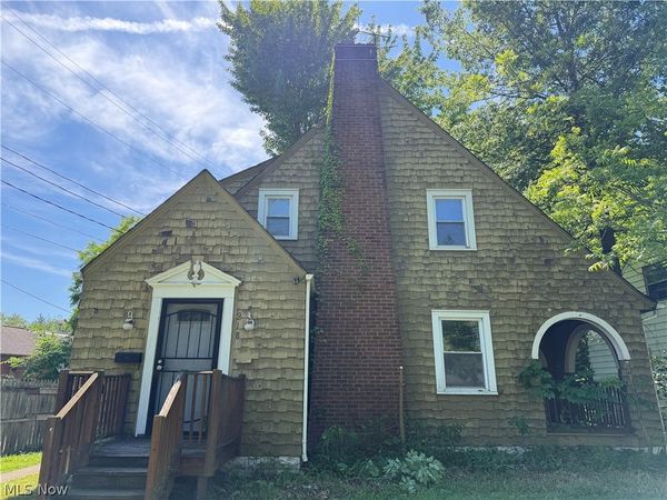 918 Frederick Boulevard , Akron, OH 44320