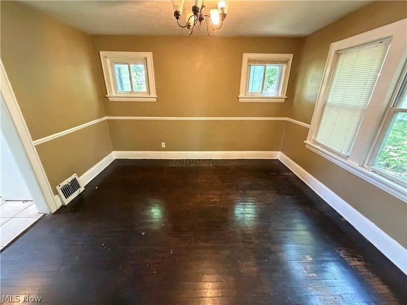918 Frederick Boulevard , Akron, OH 44320 Photo 10
