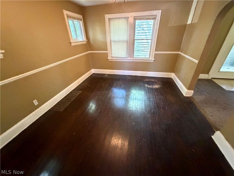 918 Frederick Boulevard , Akron, OH 44320 Photo 11