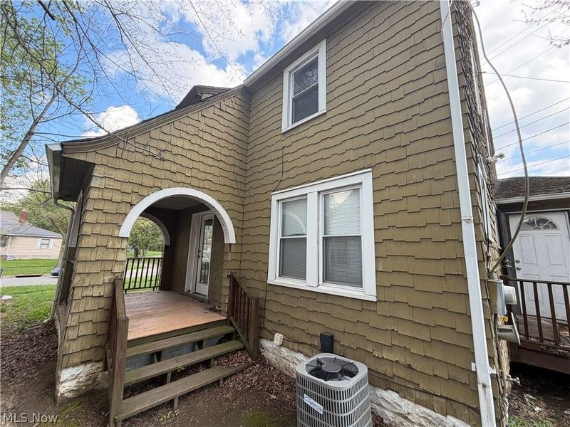 918 Frederick Boulevard , Akron, OH 44320 Photo 45