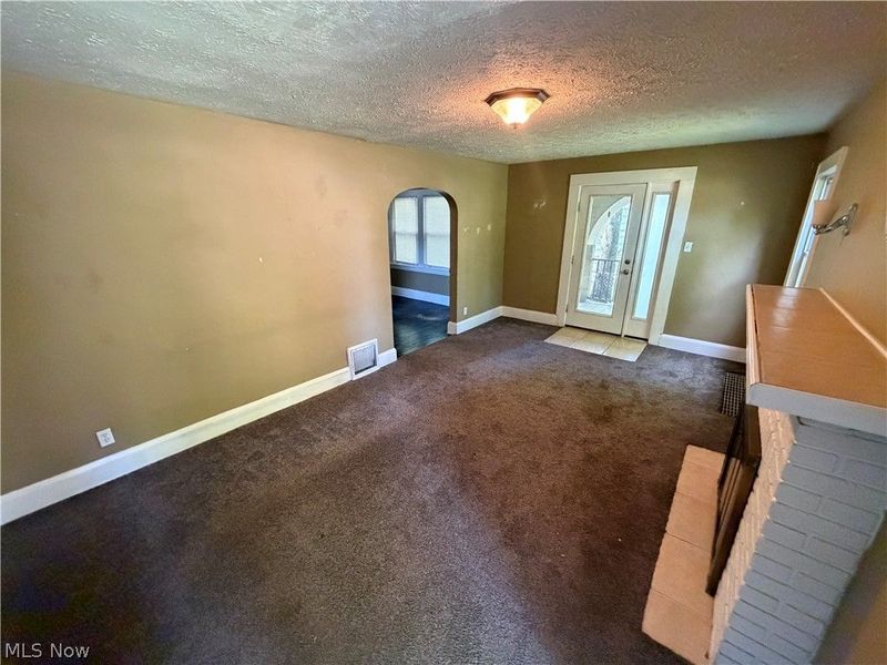 918 Frederick Boulevard , Akron, OH 44320 Photo 8