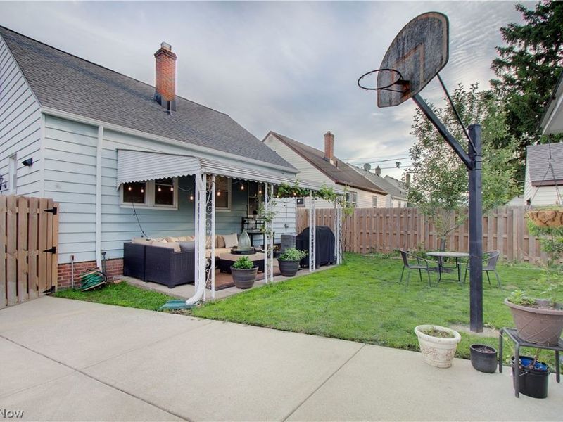 7612 Ira Avenue, Brooklyn, OH 44144 Photo 33
