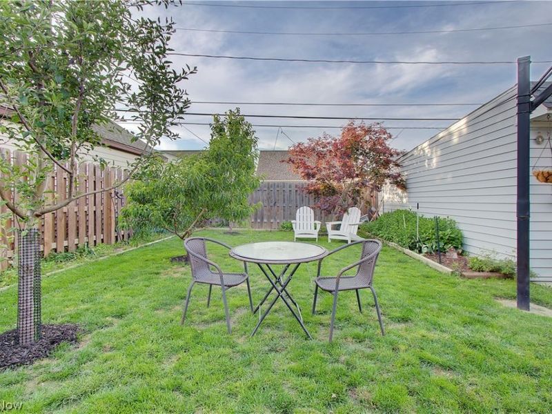 7612 Ira Avenue, Brooklyn, OH 44144 Photo 37
