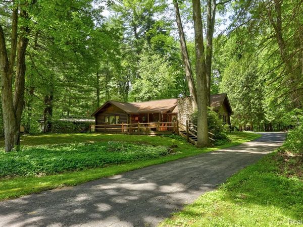 3814 S Towerline Road , Bridgeport Twp, MI 48722