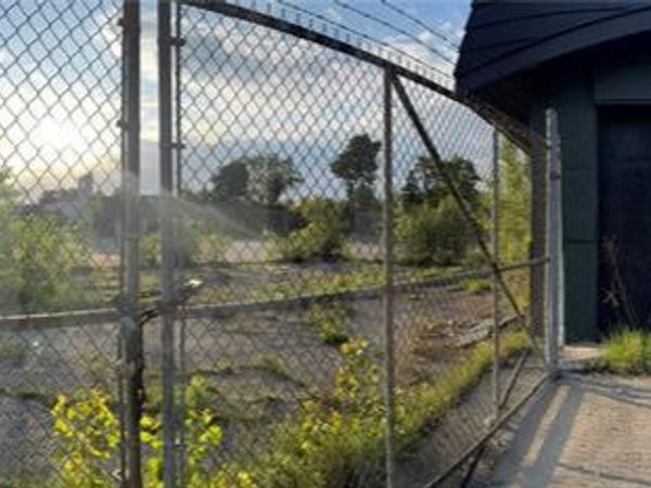 22400 SCHOOLCRAFT , Detroit, MI 48223