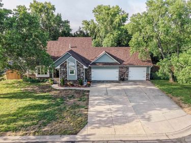 11 N Hopper Ct, Goddard, KS 67052