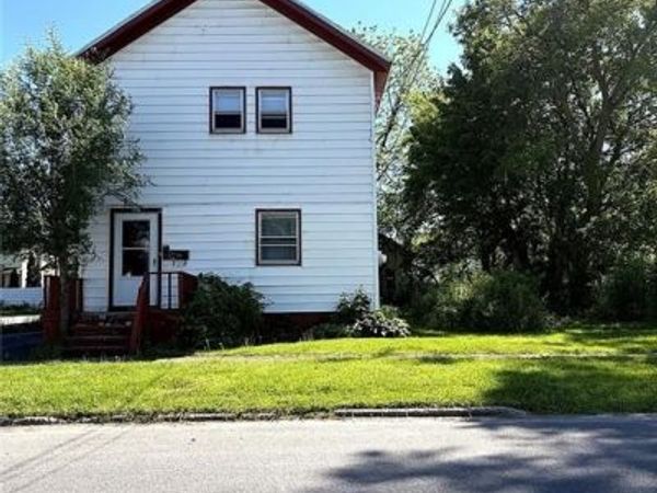 746 Mary Street , Utica, NY 13501