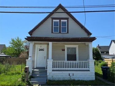 246 Mills Street, Buffalo, NY 14211