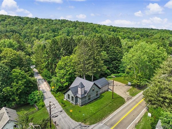 9386 State Road, Colden, NY 14033