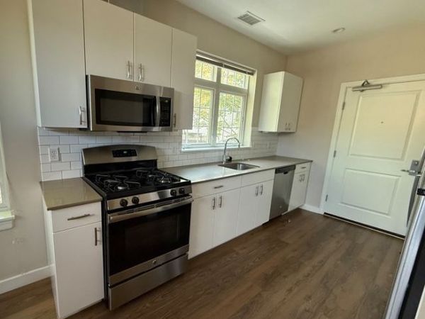 11 Alder St, Unit 4-2D, Waltham, MA 02452