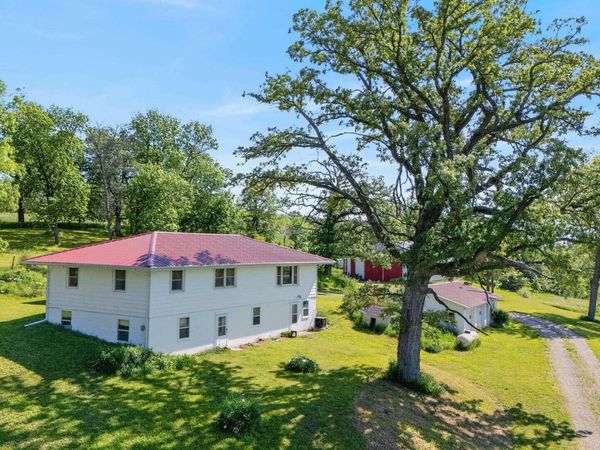 2842 Smith Avenue, Marshalltown, IA 50158