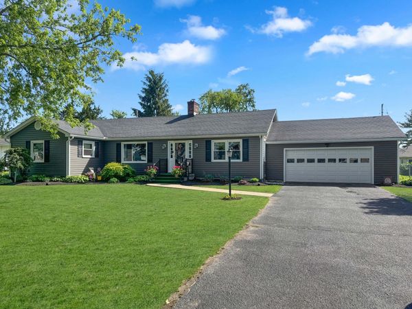 1552 Grimes Circle, Urbana, OH 43078