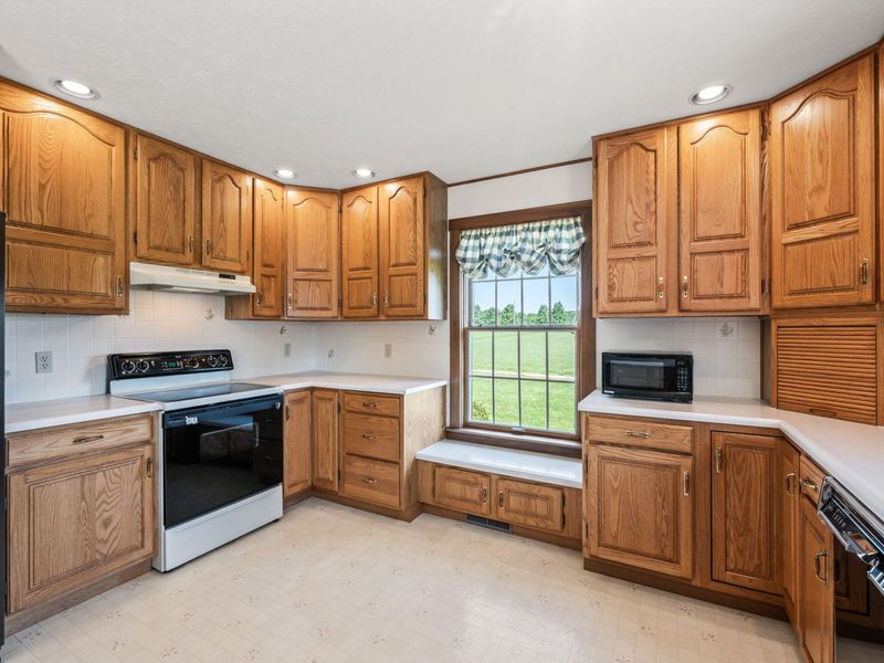 7624 E State Route 41 , Troy, OH 45373 Photo 27