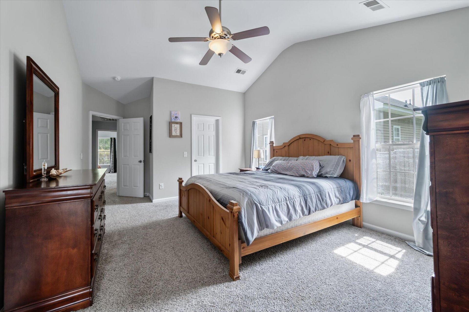 120 Avonshire Drive Photo 21