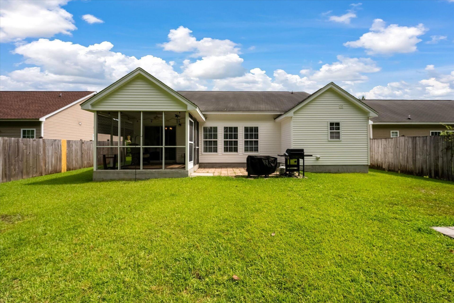 120 Avonshire Drive Photo 30