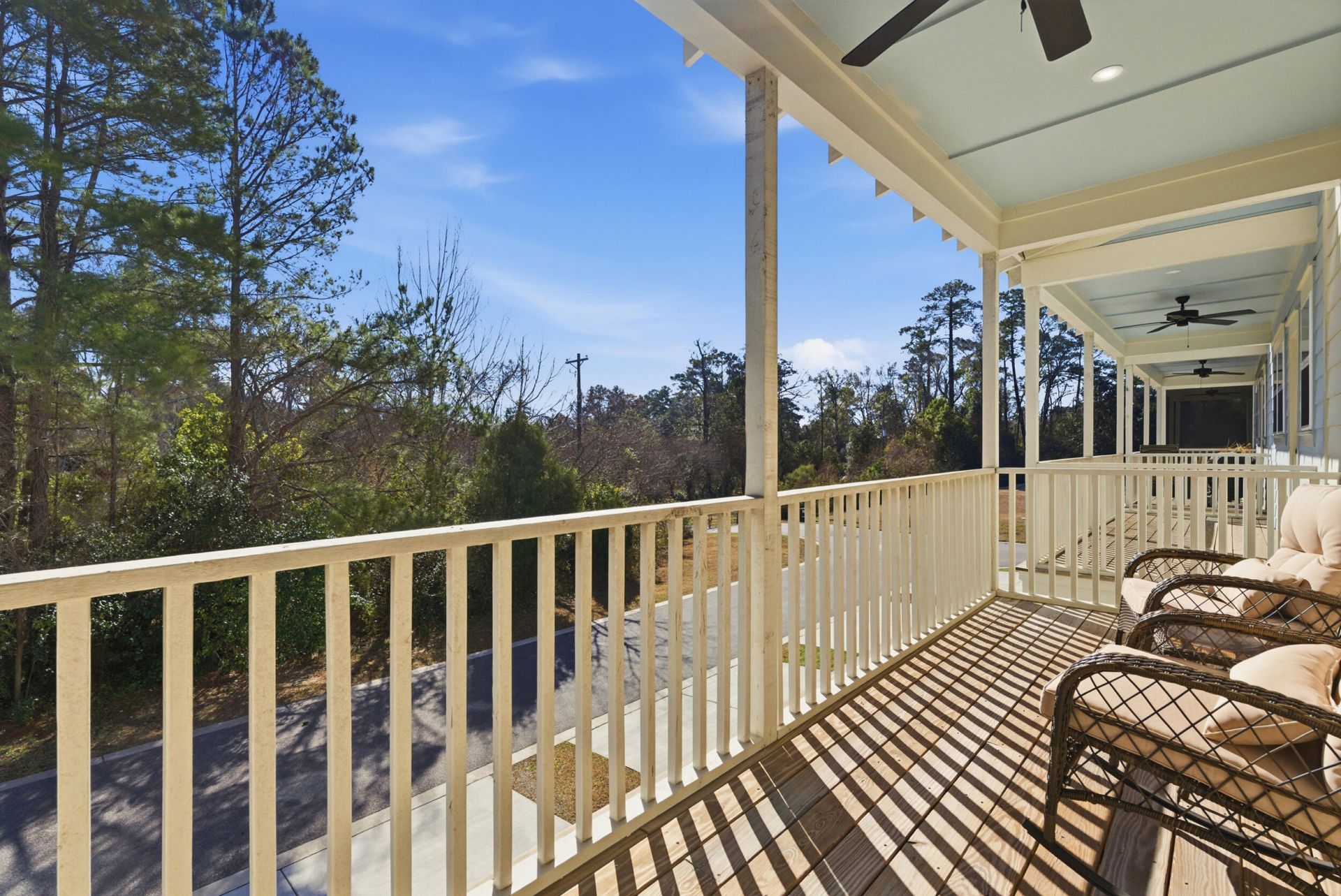 639 N Laurel Street Photo 26
