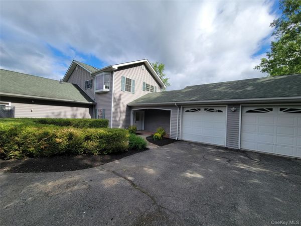 41 Old State Route 208 , Montgomery, NY 12549