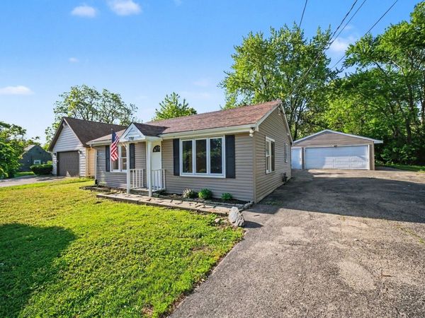 2701 Carmel Boulevard , Zion, IL 60099
