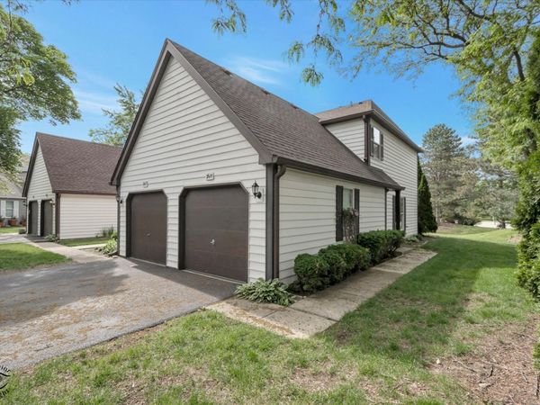 2615 Oakshire Court , Aurora, IL 60502