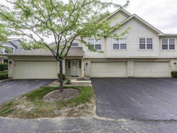 6764 E Monticello Court , Unit 13, Gurnee, IL 60031