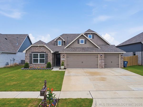 12420 S Oxford Avenue , Bixby, OK 74008