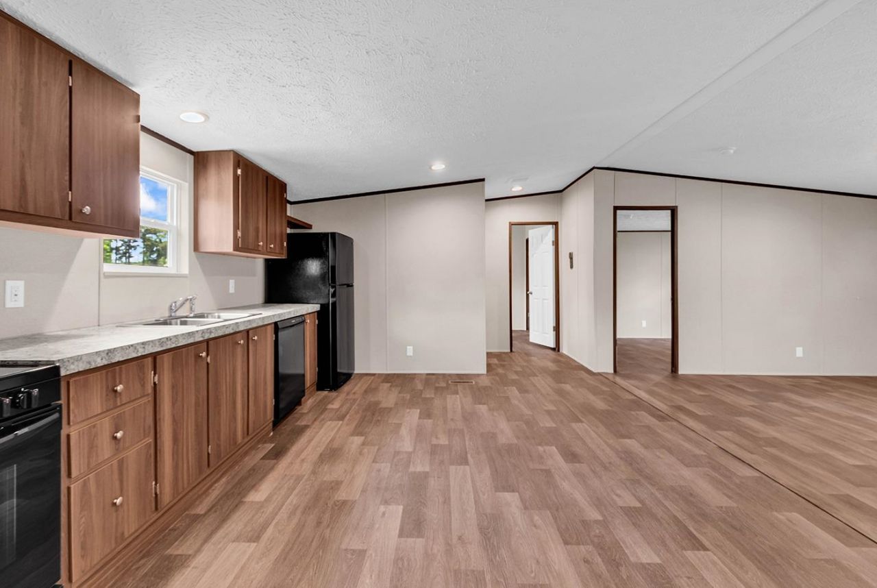 2707a Prince St.  Photo 4