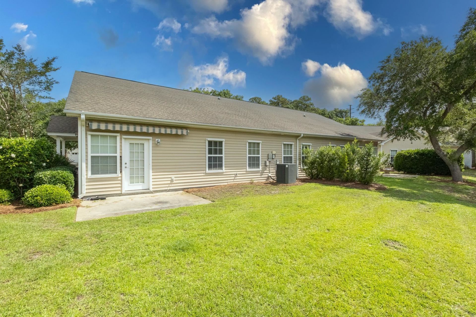 63 Hidden Oakes Ct.  Photo 5