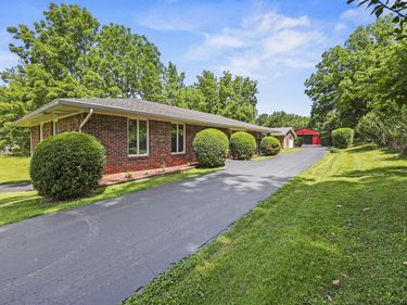 111 W North Street, Carlisle, KY 40311