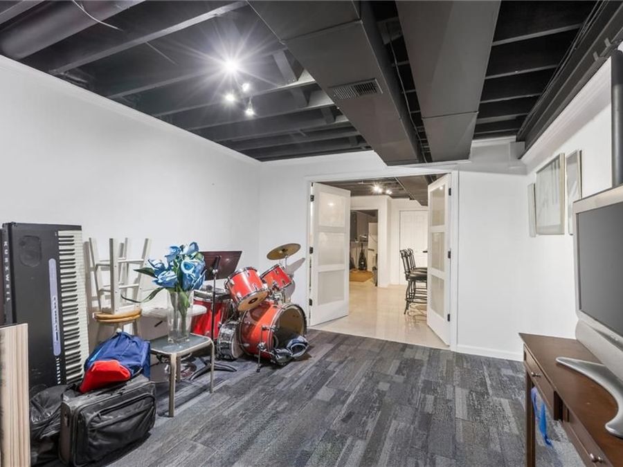 Property Image 40