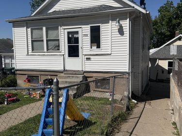 1924 S 17th Street, Omaha, NE 68108