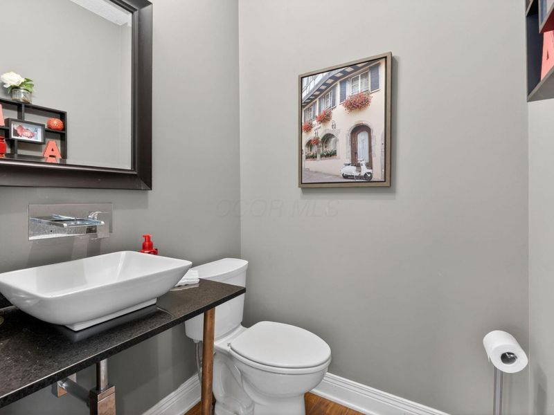3951 Clotts Road , Columbus, OH 43230 Photo 16