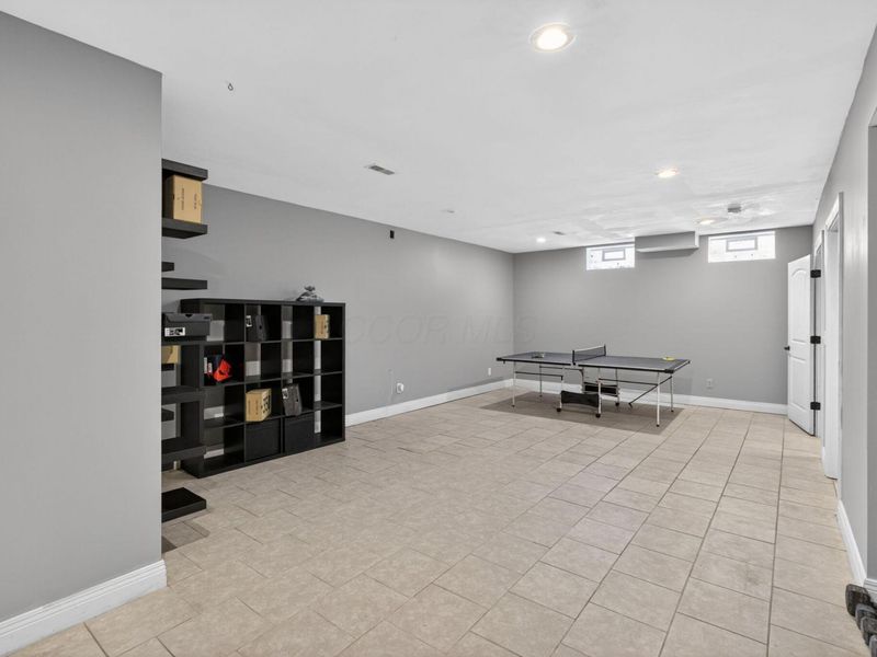 3951 Clotts Road , Columbus, OH 43230 Photo 27