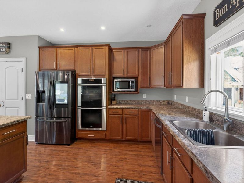 3951 Clotts Road , Columbus, OH 43230 Photo 7