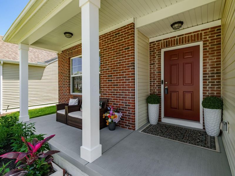 8219 Narrow Leaf Drive , Blacklick, OH 43004 Photo 3