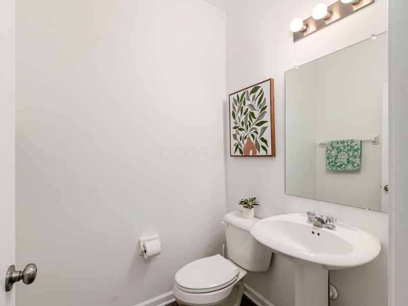 8219 Narrow Leaf Drive , Blacklick, OH 43004 Photo 8