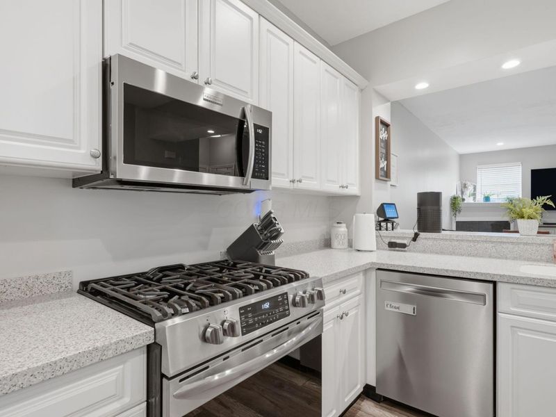 4384 Grand Crossing Boulevard, Unit 6, Grove City, OH 43123 Photo 13