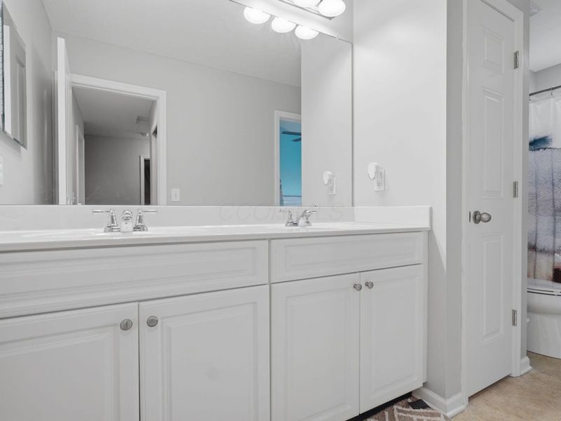 4384 Grand Crossing Boulevard, Unit 6, Grove City, OH 43123 Photo 27
