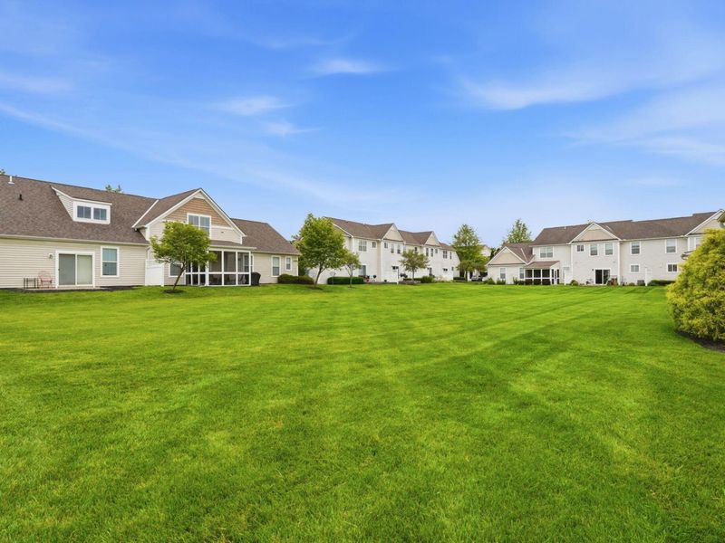 4384 Grand Crossing Boulevard, Unit 6, Grove City, OH 43123 Photo 33