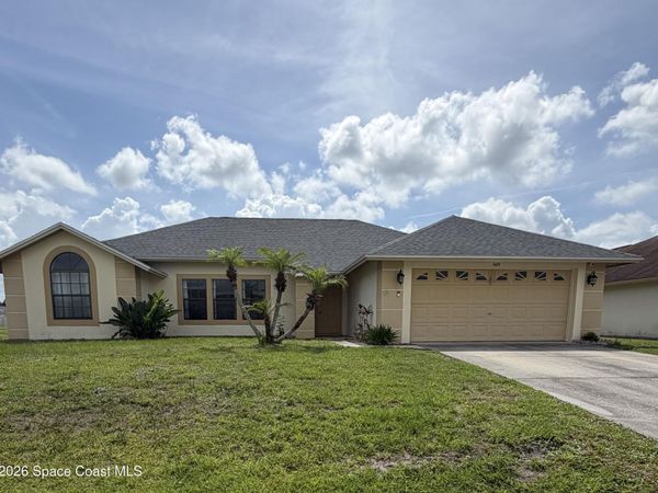 1629 Gadsden Avenue NW, Palm Bay, FL 32907