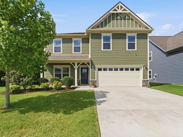 5944 Enclave Dr , Murfreesboro, TN 37128