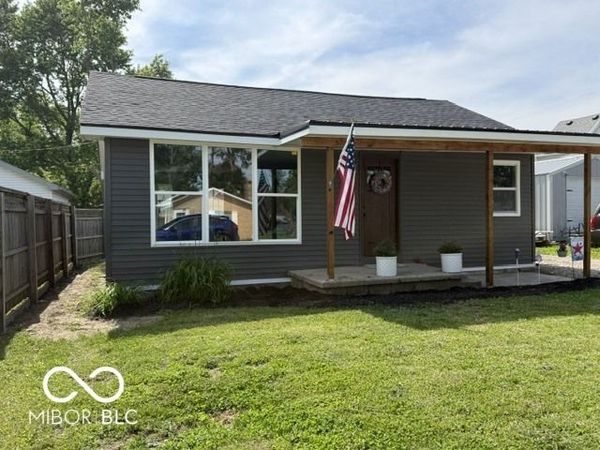 203 S Walnut Street , Fairland, IN 46126