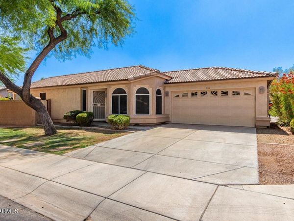 2221 E Union Hills Drive, Unit 158, Phoenix, AZ 85024