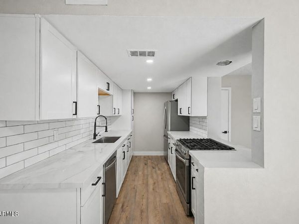 4107 W WONDERVIEW Road, Phoenix, AZ 85019