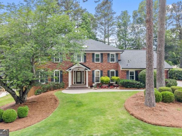 5380 Redfield Drive, Dunwoody, GA 30338